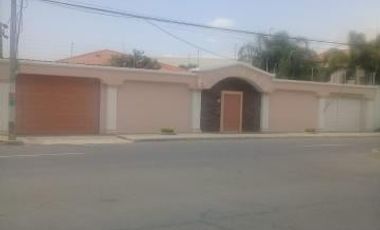 Casa de venta en Protoviejo - Av Reales Tamarindos