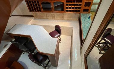 HERMOSA CASA EN VENTA EN LA EXCLUSIVA ZONA DE EXPO GUADALAJARA