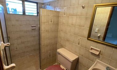 HERMOSA CASA EN VENTA EN LA EXCLUSIVA ZONA DE EXPO GUADALAJARA