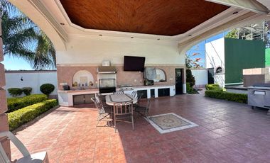 CASA EN VENTA EN FRACCIONAMIENTO LOMAS DE COCOYOC MORELOS
