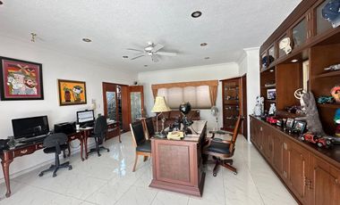 CASA EN VENTA EN FRACCIONAMIENTO LOMAS DE COCOYOC MORELOS