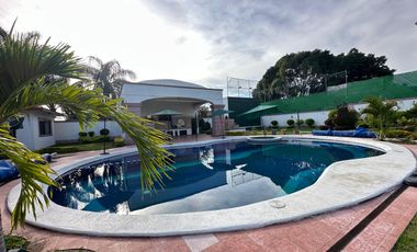 CASA EN VENTA EN FRACCIONAMIENTO LOMAS DE COCOYOC MORELOS