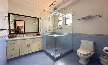 CASA EN VENTA EN FRACCIONAMIENTO LOMAS DE COCOYOC MORELOS