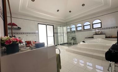 CASA EN VENTA EN FRACCIONAMIENTO LOMAS DE COCOYOC MORELOS