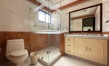 CASA EN VENTA EN FRACCIONAMIENTO LOMAS DE COCOYOC MORELOS
