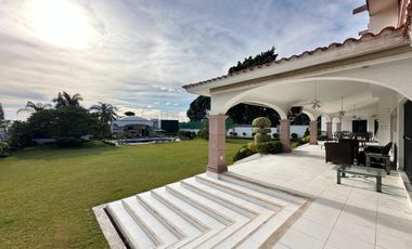 CASA EN VENTA EN FRACCIONAMIENTO LOMAS DE COCOYOC MORELOS