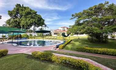 CASA EN VENTA EN FRACCIONAMIENTO LOMAS DE COCOYOC MORELOS
