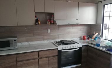 SE RENTA casa amueblada en Bosques del Dorado