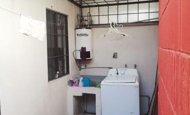 SE RENTA casa amueblada en Bosques del Dorado