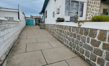 PROPIEDADSOLIDA EN EL CENTRO EL QUISCO