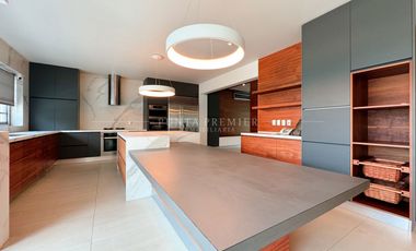 Casa en Renta de Lujo en Coto Pontevedra, Zona Dorada Puerta de Hierro Zapopan