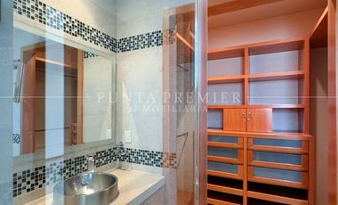 Casa en Renta de Lujo en Coto Pontevedra, Zona Dorada Puerta de Hierro Zapopan