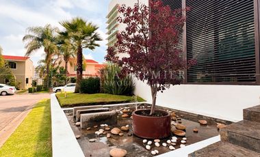 Casa en Renta de Lujo en Coto Pontevedra, Zona Dorada Puerta de Hierro Zapopan