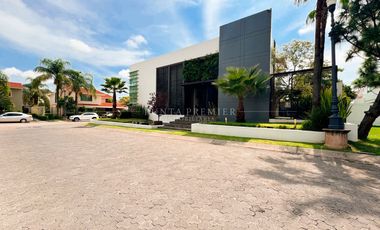 Casa en Renta de Lujo en Coto Pontevedra, Zona Dorada Puerta de Hierro Zapopan