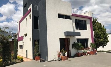 Venta Casa independiente en el Sector de San Pedro de Nayon