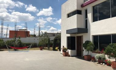 Venta Casa independiente en el Sector de San Pedro de Nayon