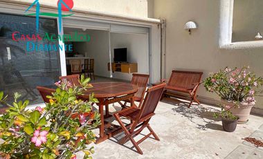 Departamento de playa con terraza y vista frontal al mar