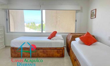 Departamento de playa con terraza y vista frontal al mar