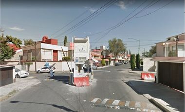 OPORTUNIDAD DE INVERSIÓN EN PROPIEDAD BANCARIA: CALZADA HACIENDA SANTA CECILIA 145, COYOACAN.