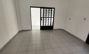 Casa sola de un solo nivel con 2 recámaras en la Col. La Pradera de Cuernavaca, Mor.