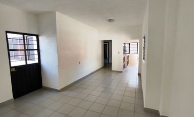 Casa sola de un solo nivel con 2 recámaras en la Col. La Pradera de Cuernavaca, Mor.