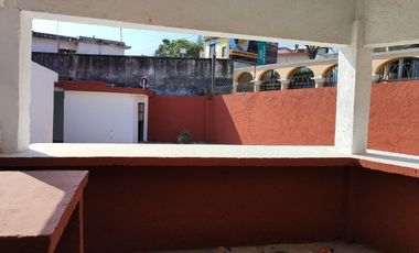 Casa sola de un solo nivel con 2 recámaras en la Col. La Pradera de Cuernavaca, Mor.