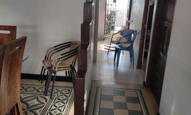 VENDO DE OPORTUNIDAD CASA PLANA EN LAS PALMAS BARRANQUILLA CON AREA DE 180mts