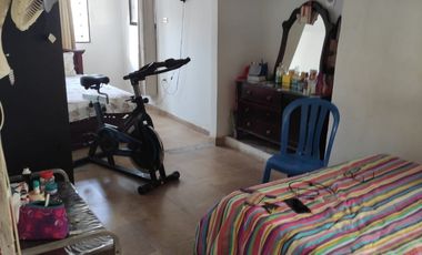 VENDO DE OPORTUNIDAD CASA PLANA EN LAS PALMAS BARRANQUILLA CON AREA DE 180mts