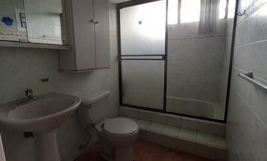 Alquiler de Casa con uso de suelo comercial en Garzota