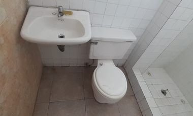 Alquiler de Casa con uso de suelo comercial en Garzota
