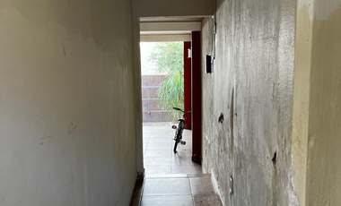 CASA EN VENTA, CON  2 LOCALES, COL. LOMA BONITA EJIDAL, $2´400,000