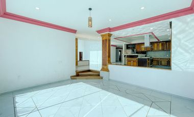 Casa en Venta, Bosques del Lago, Cuautitlan Izacalli. Estado de México