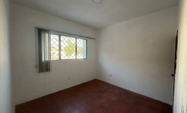 Casa en Arcos Vallarta, ideal para departamentos o oficinas.