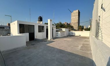 Casa en Arcos Vallarta, ideal para departamentos o oficinas.