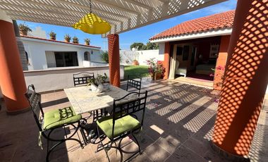 Casa de Lujo en venta con Alberca, amplio jardin y terrazas, ideal para hotel boutique en Centro Historico