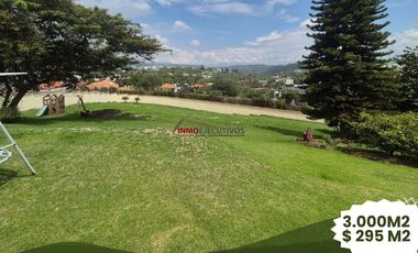 Venta de Terreno de Ensueño en Cumbayá - Santa Inés.