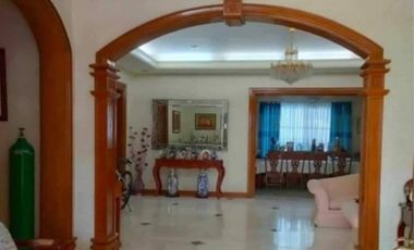 Luxurious Well-Maintained House for SALE in Ayala Alabang Village, Muntinlupa City