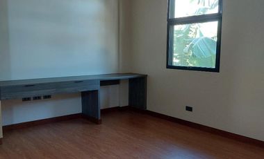 Brand New 4 Bedroom House in BF Homes HEVA Enclave For Sale (ARVIT-4BR-HVA-001)