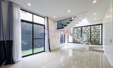 BF Homes, Prime 2-Storey New Modern House for Sale, Parañaque City
