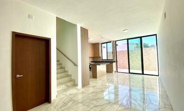 Casa en venta en San Isidro coto Savia Central