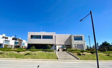 Casa en venta en San Isidro coto Savia Central