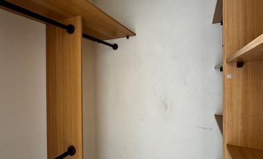 SE VENDE PROPIEDAD CON ALMACEN