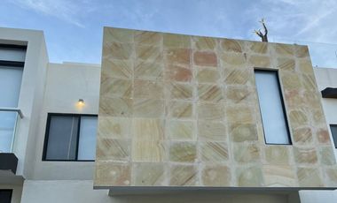Casa Amueblada en Renta en Zibatá, Querétaro | 3 Recámaras + Roof Garden
