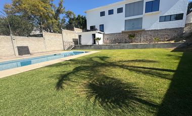 Venta de Hermosa casa en Alta Palmira