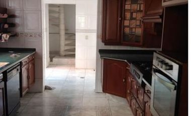 ¡¡Haz Que Tu Dinero Trabaje Para Ti Hoy !! Venta de Hermosa Casa en Exclusiva Zona, Col. San Jerónimo Lídice, CDMX..