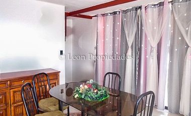 Leon Propiedades vende parcela de 9700m2 con casa en sector Miraflores, Curacaví.