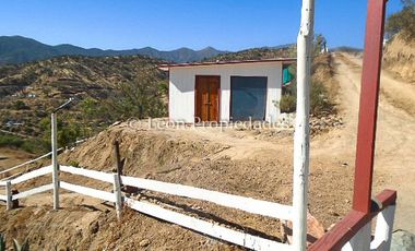 Leon Propiedades vende parcela de 9700m2 con casa en sector Miraflores, Curacaví.