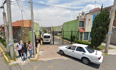 CASA DE RECUPERACIÓN BANCARIA EN CALLE LAGO ZURICH, COL. LOS CANTAROS, NICOLAS ROMERO, EDO. MEX. ¡NO SE ACEPTAN CRÉDITOS!