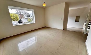 Casa en Venta en Fracc. Arbolada Coto 2