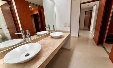 Casa en Venta en Fracc. Arbolada Coto 2